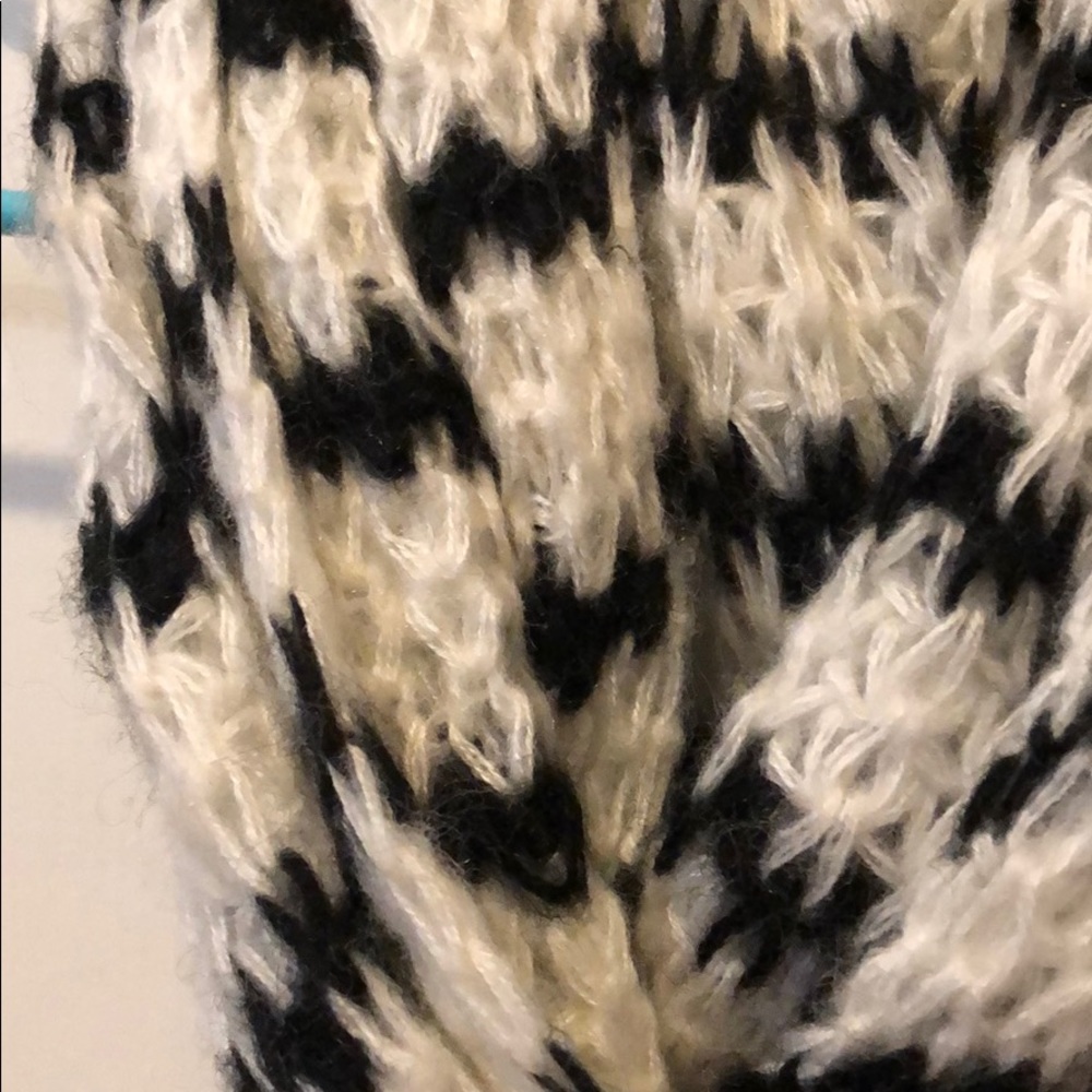 Infinity Scarf - Picture 2 of 2